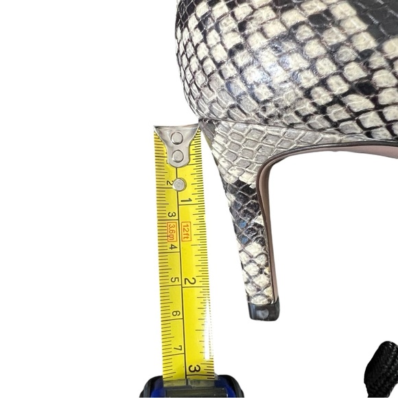 J.Crew Elsie Italian Leather Snakeskin Pointed Pumps Made in Italy Classic Heel - Picture 8 of 8
